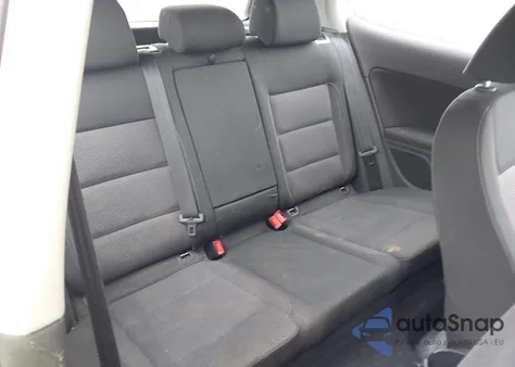 2011 Volkswagen Golf 2.5L 2-Door z USA, uszkodzony, nr VIN WVWAB7AJXBW011943